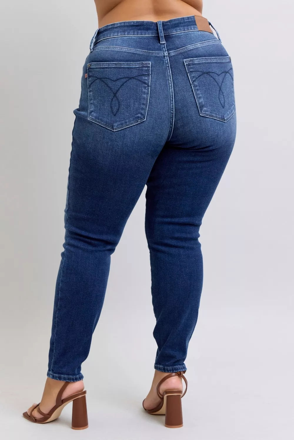 Judy Blue Thermohose, Röhrenschnitt, verwaschen, Große Größen