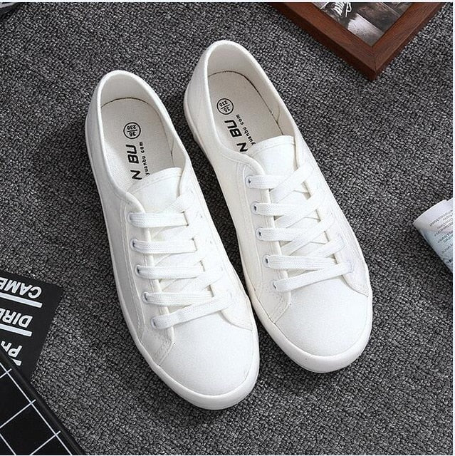 Chaussures en toile blanches Chaussures de sport tennis femme Chaussures plates Oxford femme Chaussures littéraires sauvages pour femme