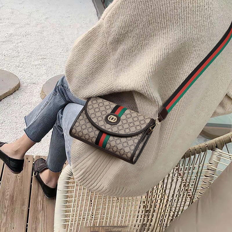 Taschen Neue Taschen Damen Sommer Umhängetaschen Vielseitige Schultertaschen Nische Leichte Luxustaschen Kleine quadratische Taschen Trendig