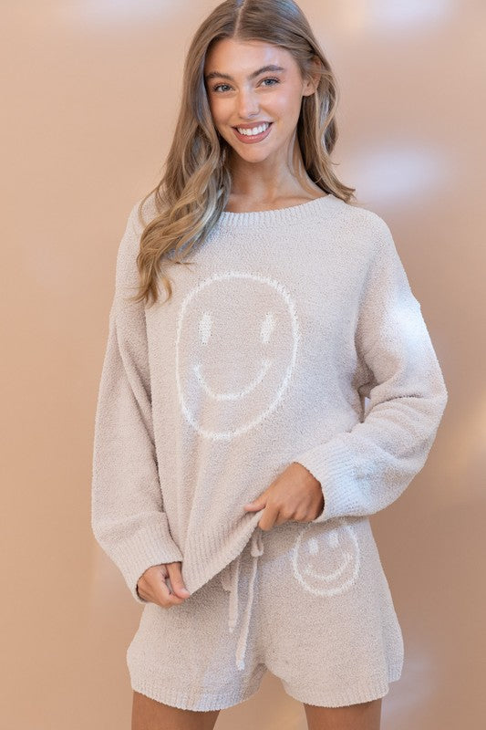 Kuscheliges Weiches Top mit Shorts Set