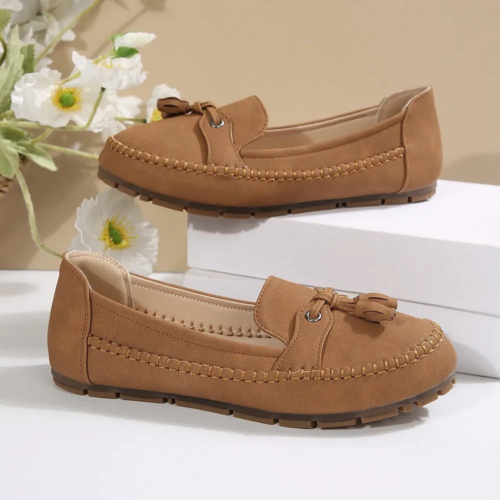 Frühlingsneue Damen Halbschuhe Leder Casual Mokassins für Damen