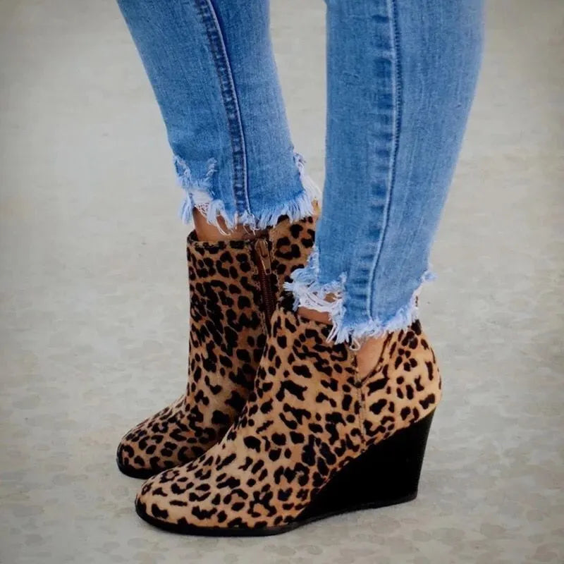 High-Heel-Stiefeletten mit seitlichem Reißverschluss