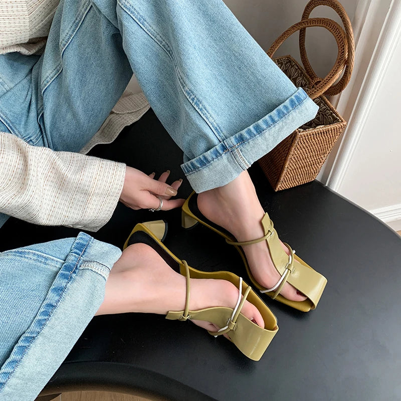 Nouvelles pantoufles d'été pour femmes, mules à talons hauts, sandales, chaussures décontractées pour femmes, chaussures de gladiateur Zapatos De Mujer pour dames