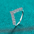Bague en argent sterling 925 en forme de V avec moissanite