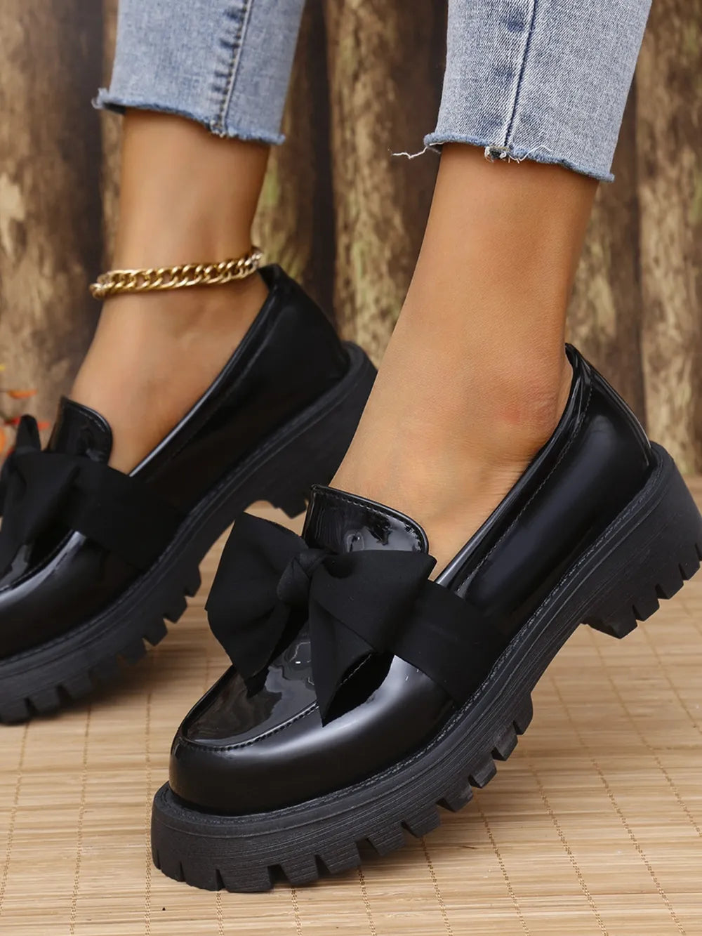 Mocassins à bout rond en similicuir avec nœud