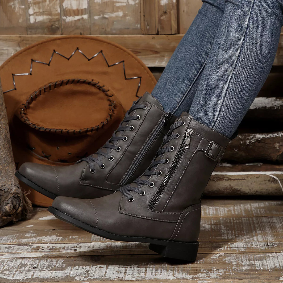 Bottes à talons carrés et bouts ronds