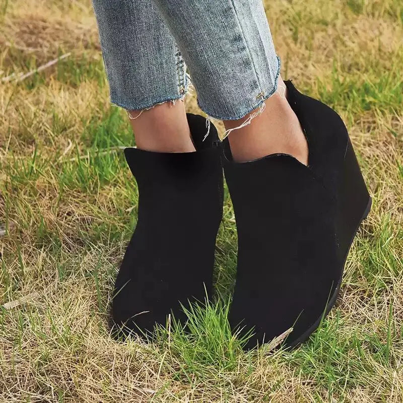 High-Heel-Stiefeletten mit seitlichem Reißverschluss