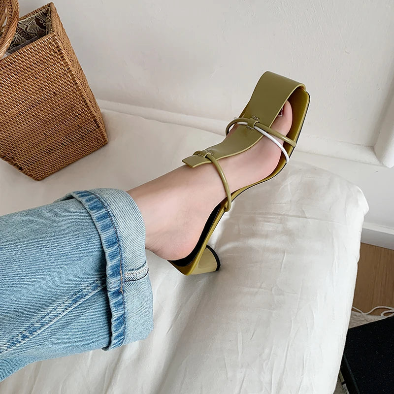 Nouvelles pantoufles d'été pour femmes, mules à talons hauts, sandales, chaussures décontractées pour femmes, chaussures de gladiateur Zapatos De Mujer pour dames