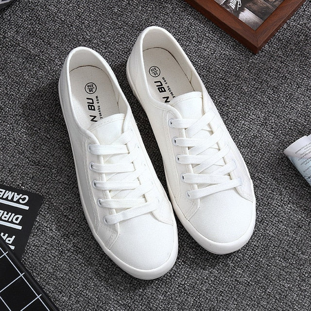 Chaussures en toile blanches Chaussures de sport tennis femme Chaussures plates Oxford femme Chaussures littéraires sauvages pour femme