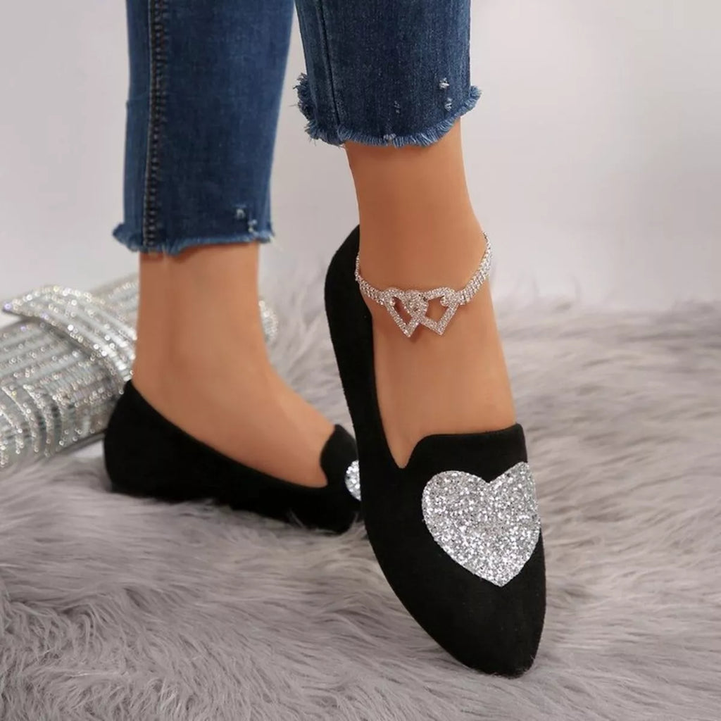 Chaussures à enfiler avec cœur et bout pointu