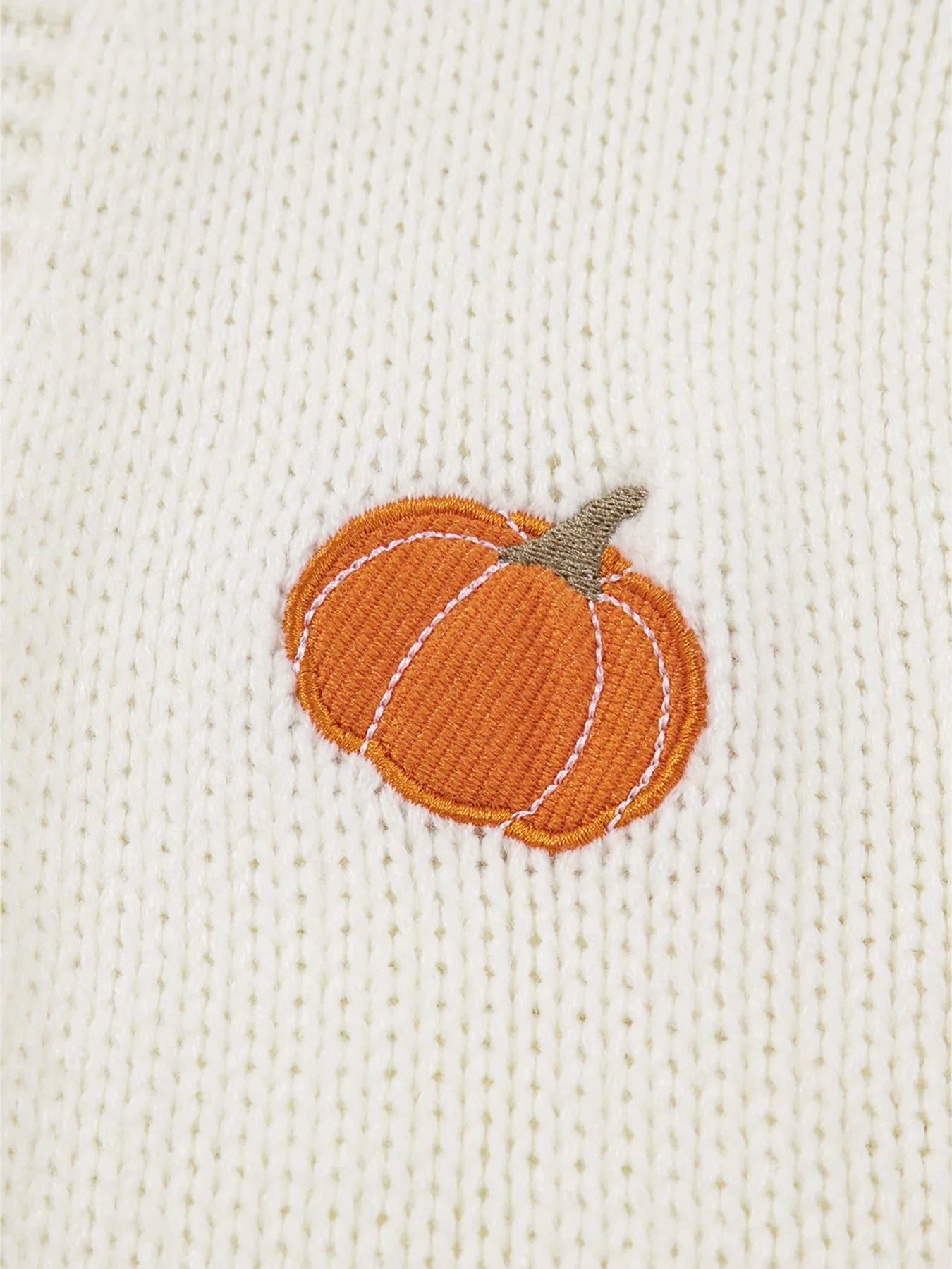 Cardigan tricoté brodé citrouille d'Halloween