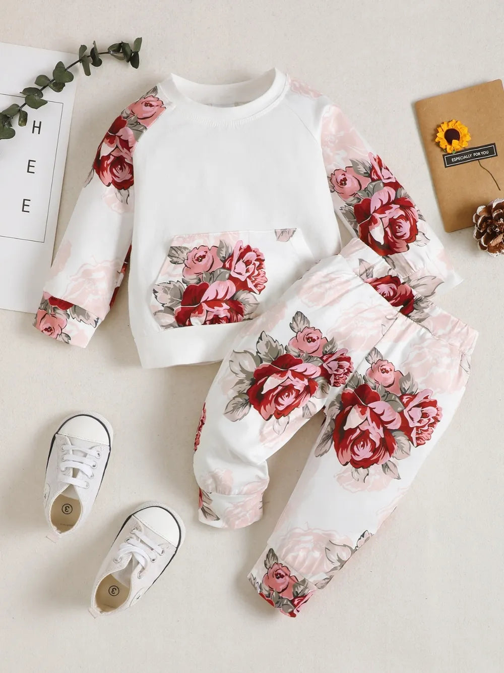 Blumen-Top und Hose für Kinder
