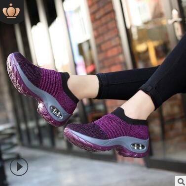 Nouvelles chaussures en toile de Pékin anciennes, couvre-pieds, grande taille, basses, chaussures hoverboard, chaussures respirantes, chaussures de randonnée en plein air pour femmes