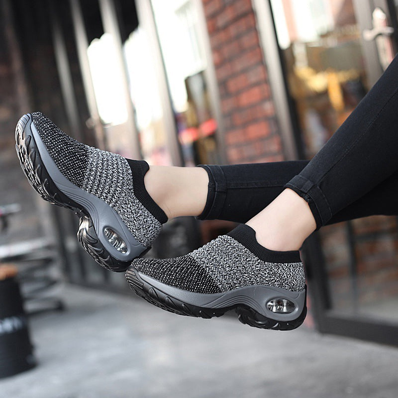 Neue alte Pekinger Stoffschuhe, Füße bedeckend, große Größe, niedrige Canvas-Schuhe, Hoverboard-Schuhe, atmungsaktive Schuhe, Bergsteiger-Outdoor-Schuhe Damen