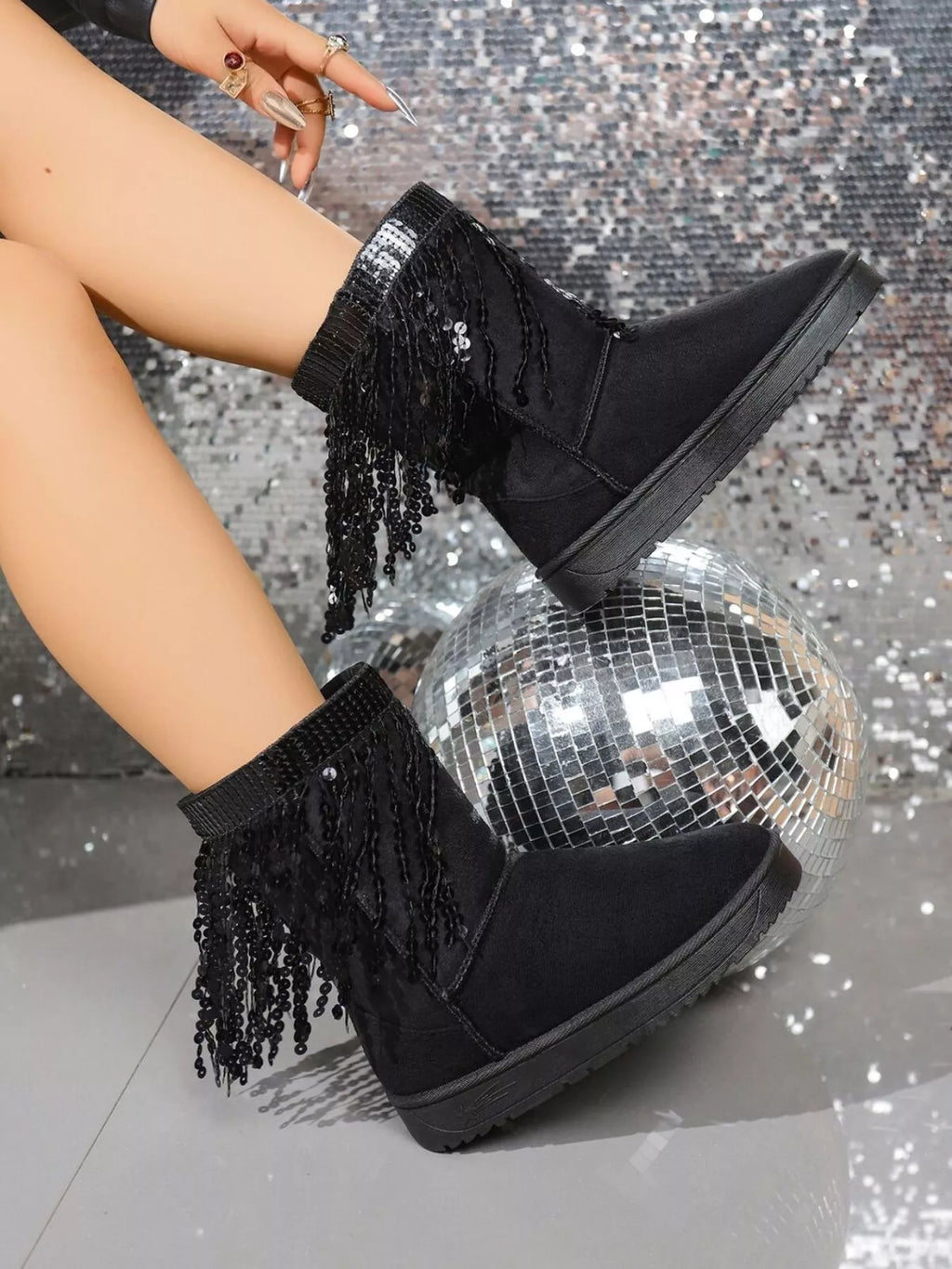 Bottes d'hiver en suède à franges et sequins