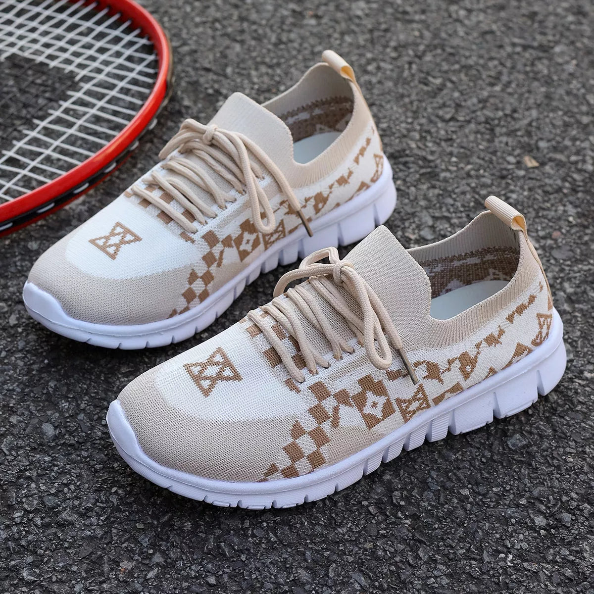 Baskets respirantes à lacets en maille