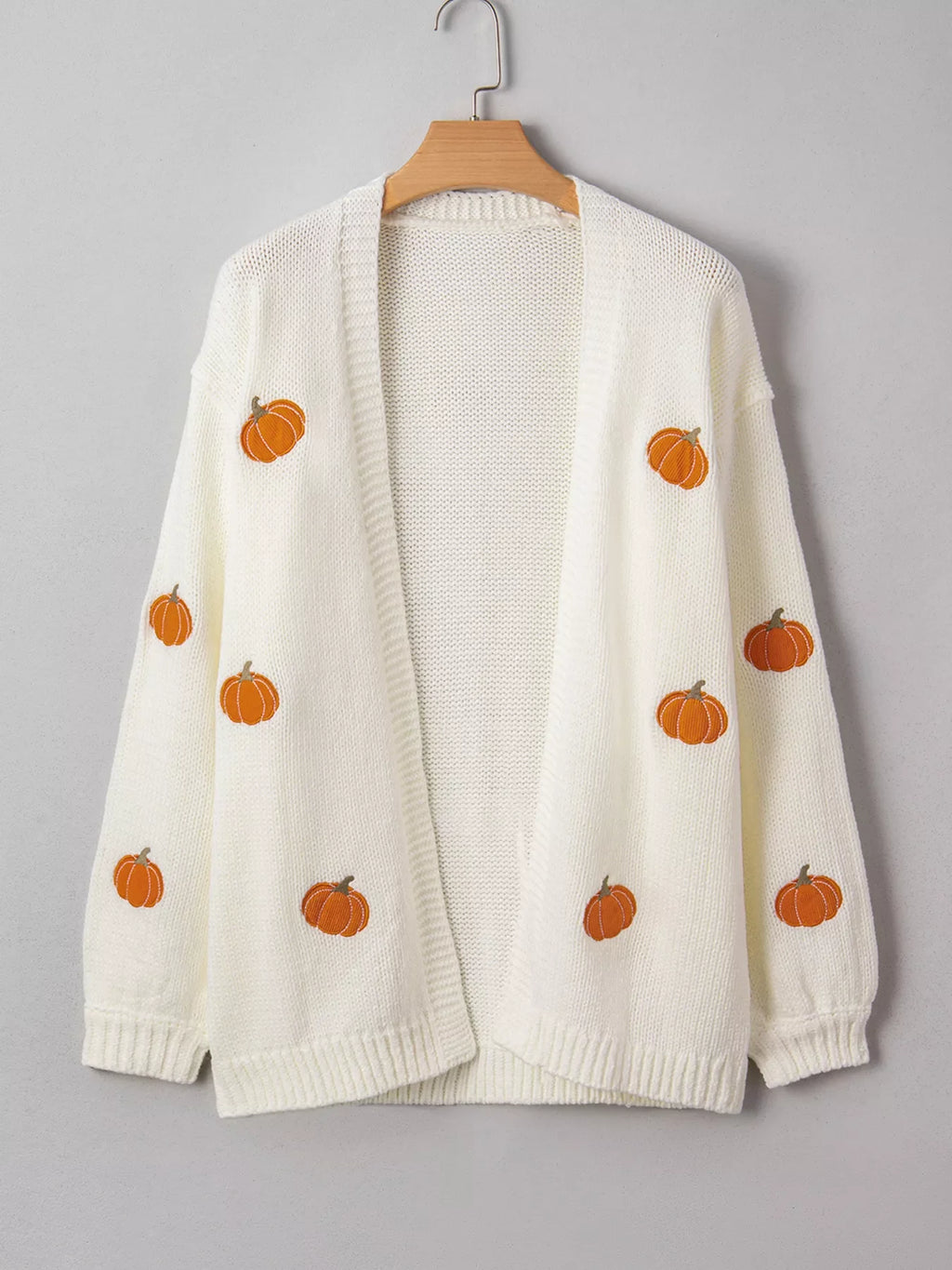 Cardigan tricoté brodé citrouille d'Halloween