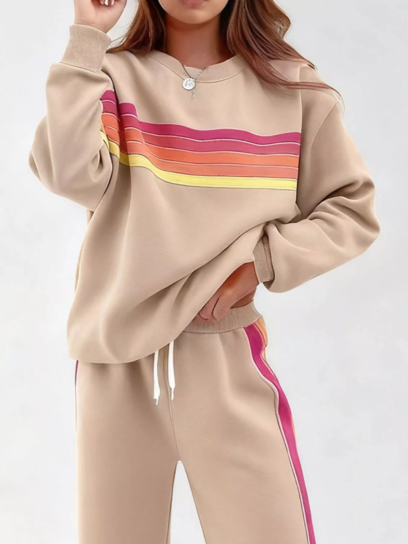 Gestreiftes Rundhals-Sweatshirt und Hose Set