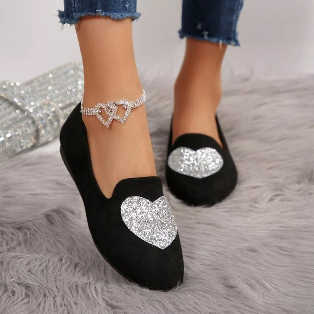 Chaussures à enfiler avec cœur et bout pointu