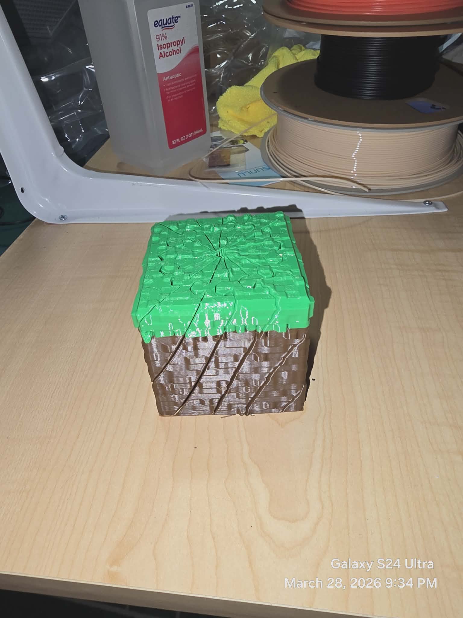Cube anti-stress Minecraft Twist – Jouet de bureau transformable en bloc d'herbe