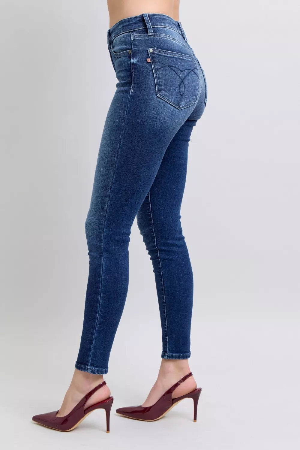 Judy Blue Thermohose, Röhrenschnitt, verwaschen, Große Größen