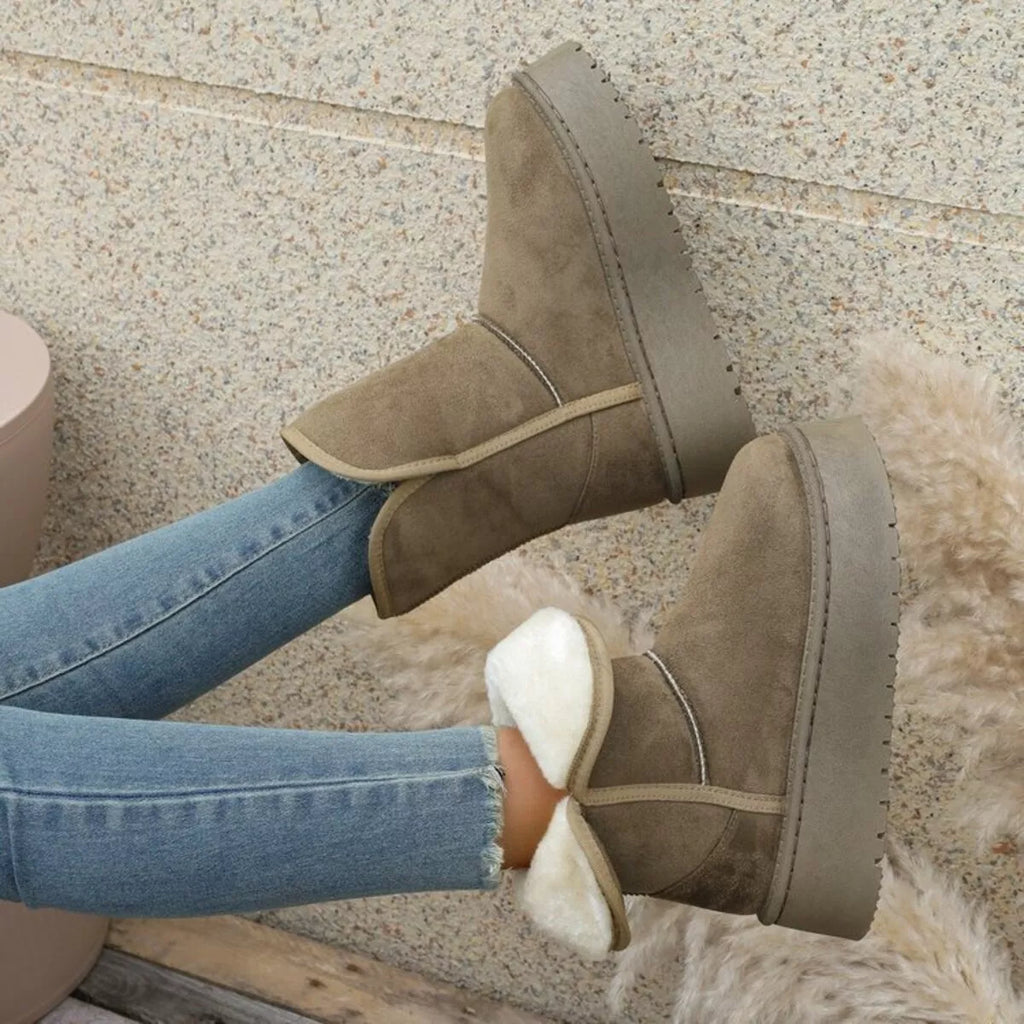 Plateau-Stiefeletten mit runder Kappe