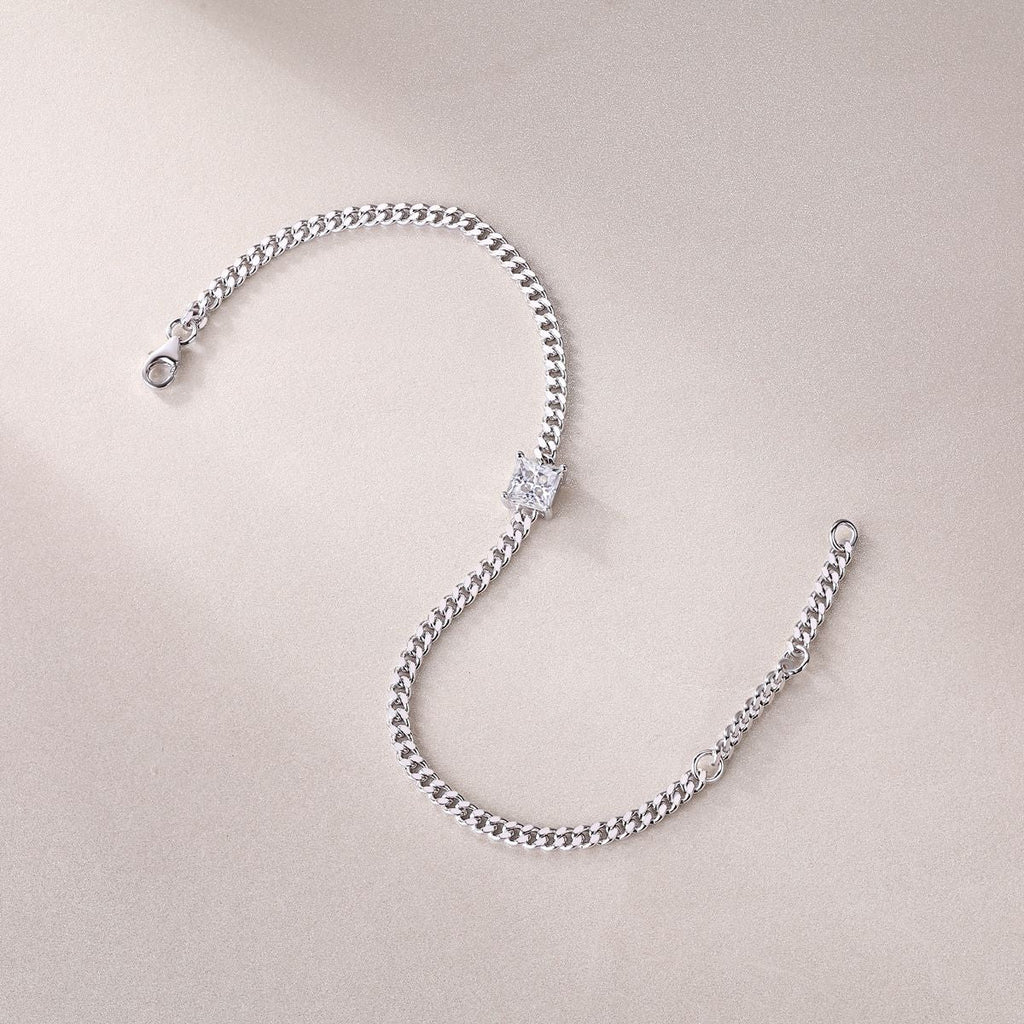 Resolute – Ein modisches Armband mit Moissanit, S925 Sterlingsilber und platinierten Diamanten, ein luxuriöses Silber-Accessoire