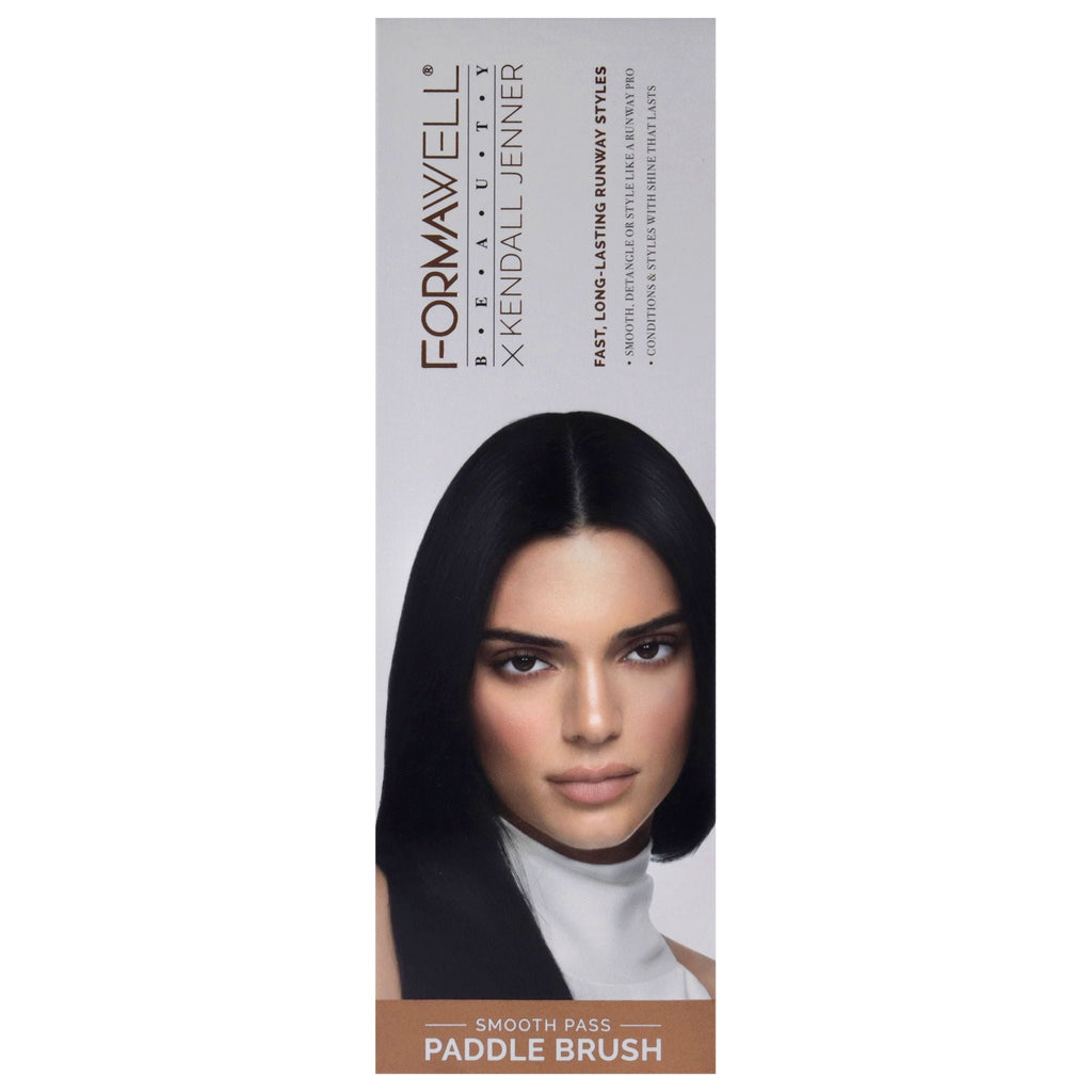 Beauty X Kendall Jenner Smooth Pass Paddle Brush von Kendall Jenner für Unisex - 1 Stk Haarbürste