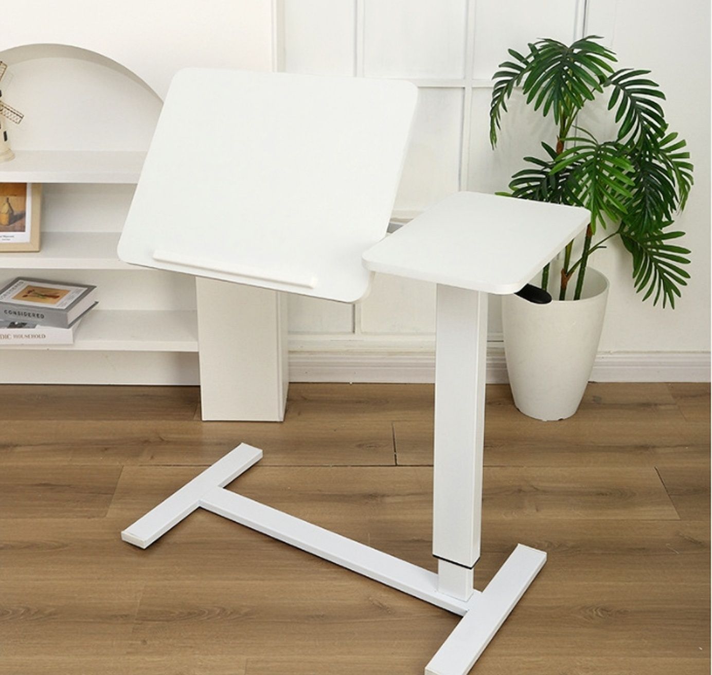 Beistelltisch für Laptops am Bett, mobiler, rollbarer Laptopständer, neigbarer Betttisch mit Rollen, höhenverstellbarer Laptoptisch für Bett, Sofa, Beistelltisch (WEISS)