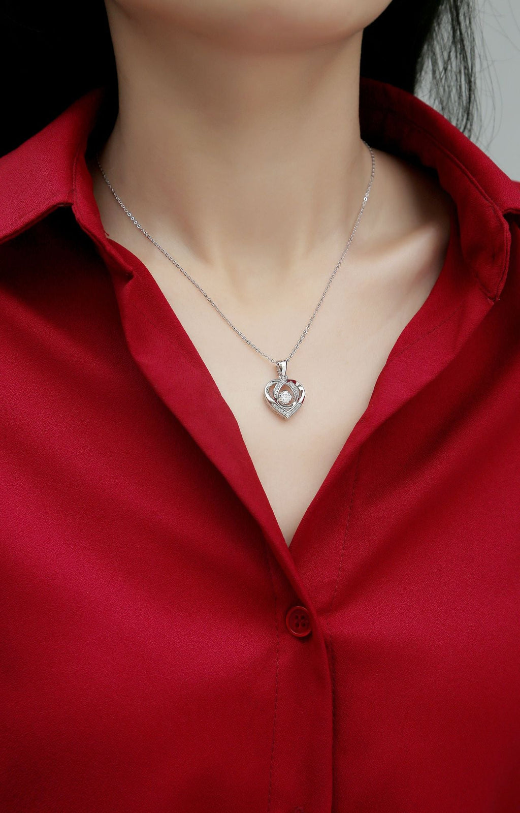 Mit dir in meinem Herzen - Eine modische und trendige Schmuckhalskette mit 0,5 Karat Moissanit in 925er Sterlingsilber