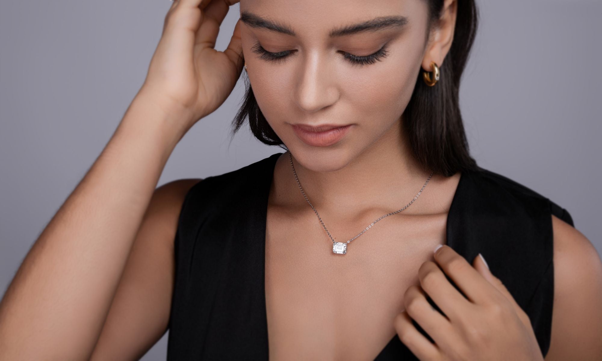 Mirage im Spiegel – Ein modisches und trendiges Schmuckset aus Halskette und Anhänger mit achteckigem 9*11 Moissanit, S925 Sterlingsilber und platinbeschichtetem Diamant