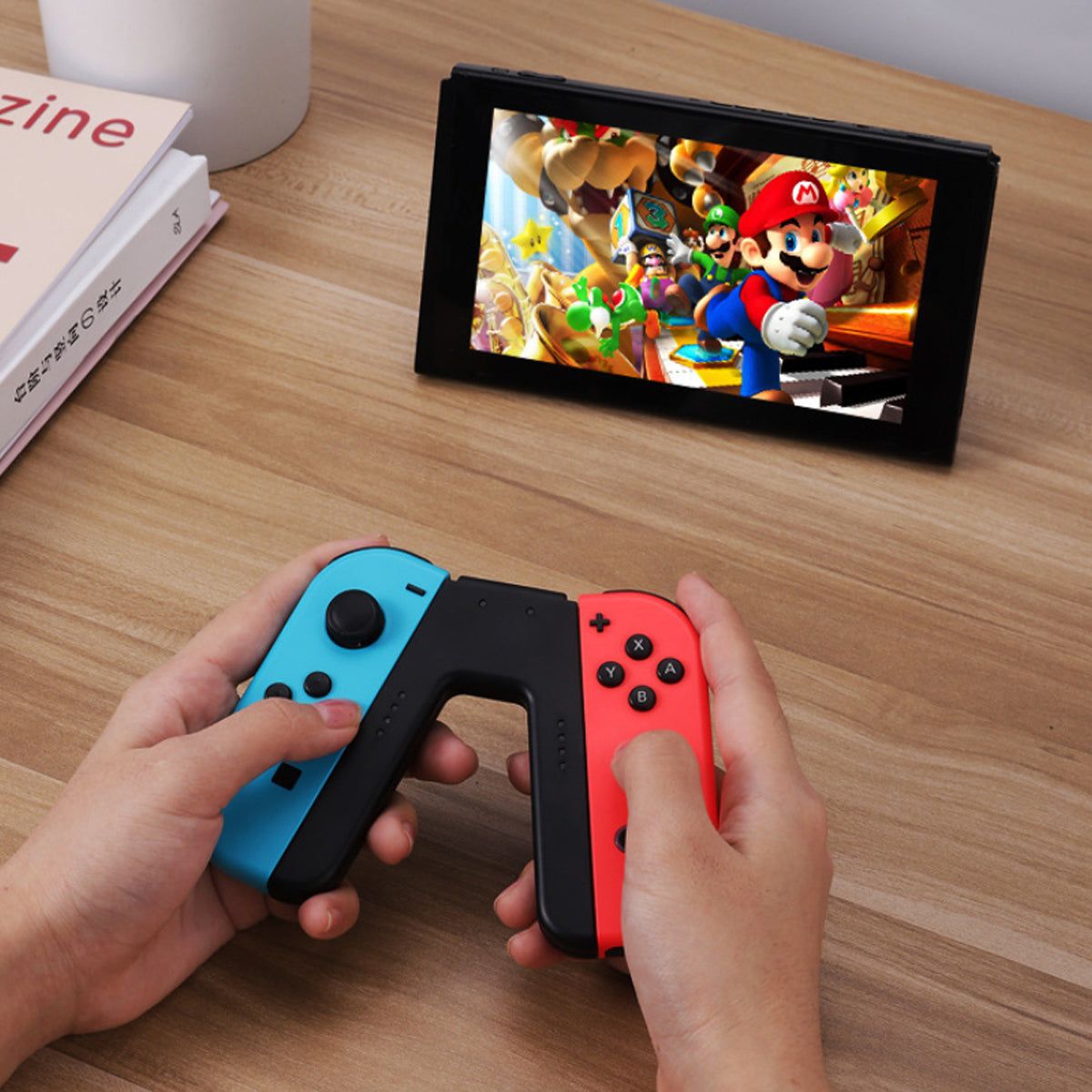 Roter und blauer Switch-Game-Controller