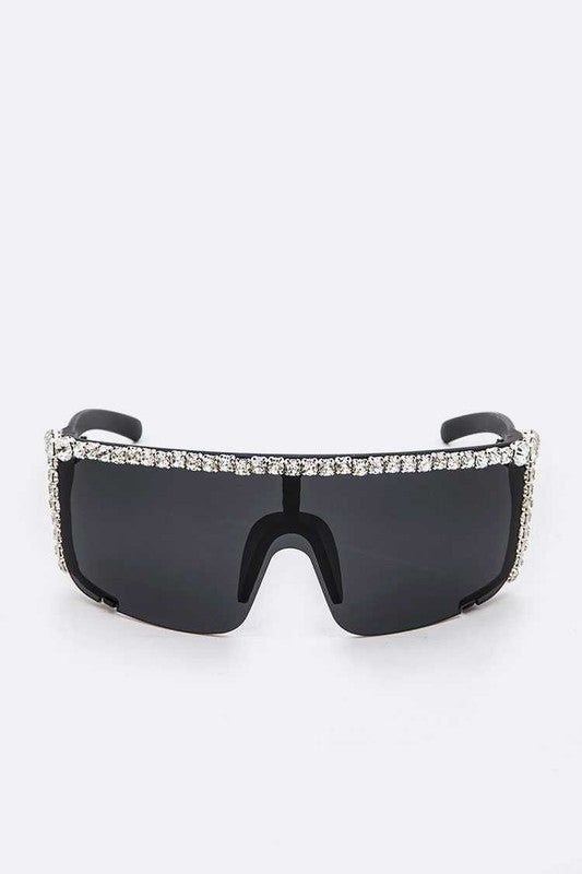 Strassschild-inspirierte Statement-Sonnenbrille