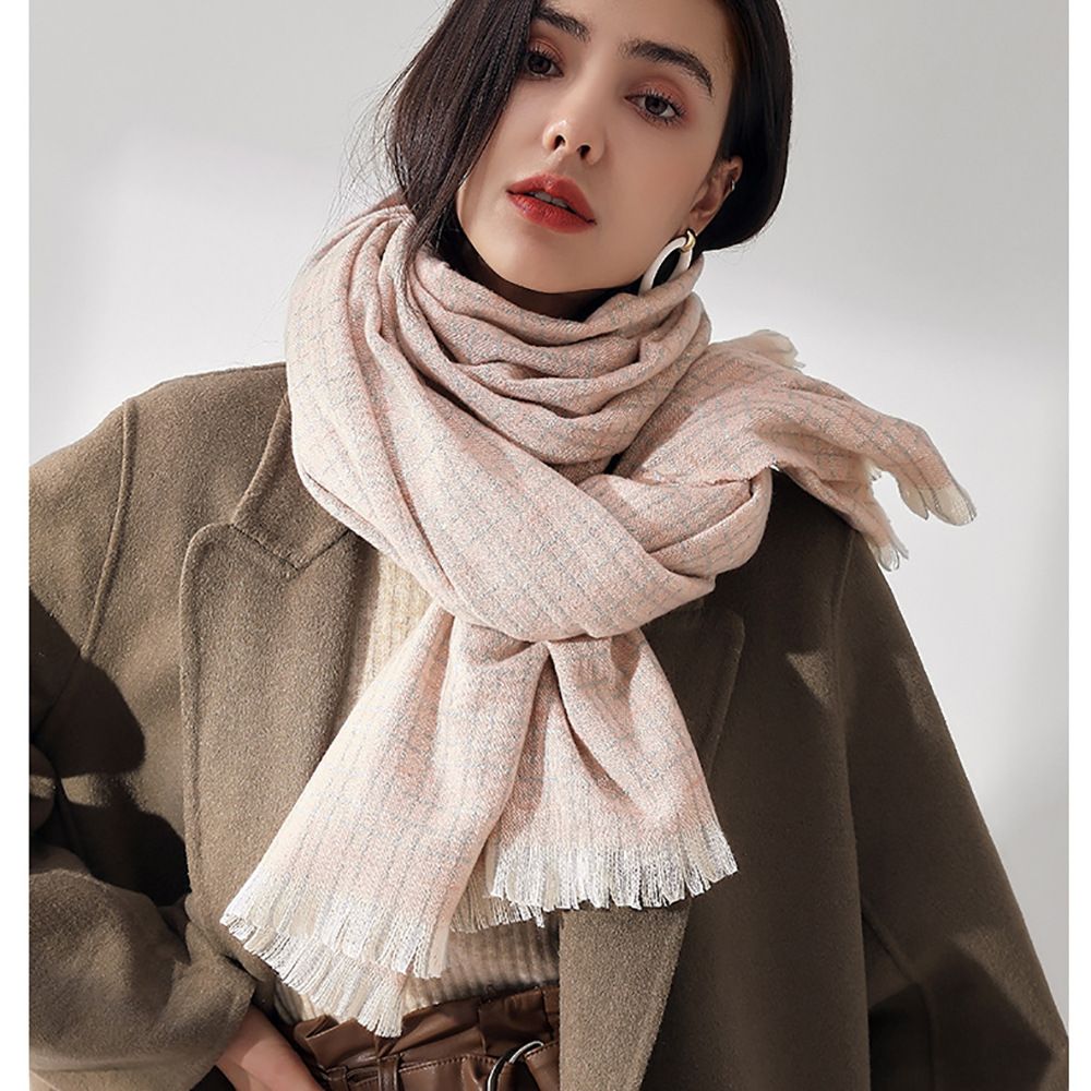 Fabricants vente en gros nouveau style automne et hiver cachemire couleur unie classique glands lignes simples foulard châle femme