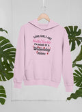 Manche Mädchen tragen Kapuzenpullover