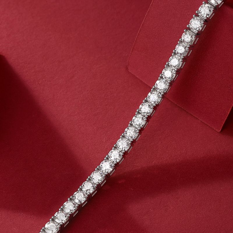 Einzigartig - Ein modisches Armband- und Armreif-Schmuckset mit 0,1 Karat Moissan-Diamanten, S925 Sterlingsilber und platinierten Diamanten