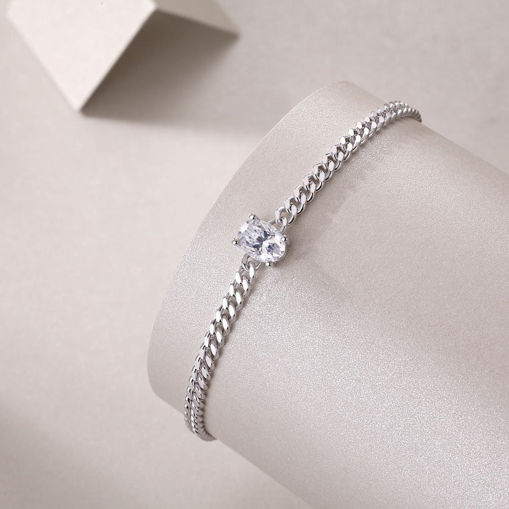 Révélation - Un bracelet de bijoux à la mode orné de moissanite en argent sterling S925 et de diamants plaqués platine, un accessoire en argent de luxe