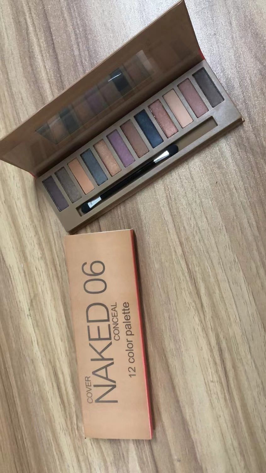 Naked Cover & Conceal Lidschatten 12er-Palette – Farbe 06