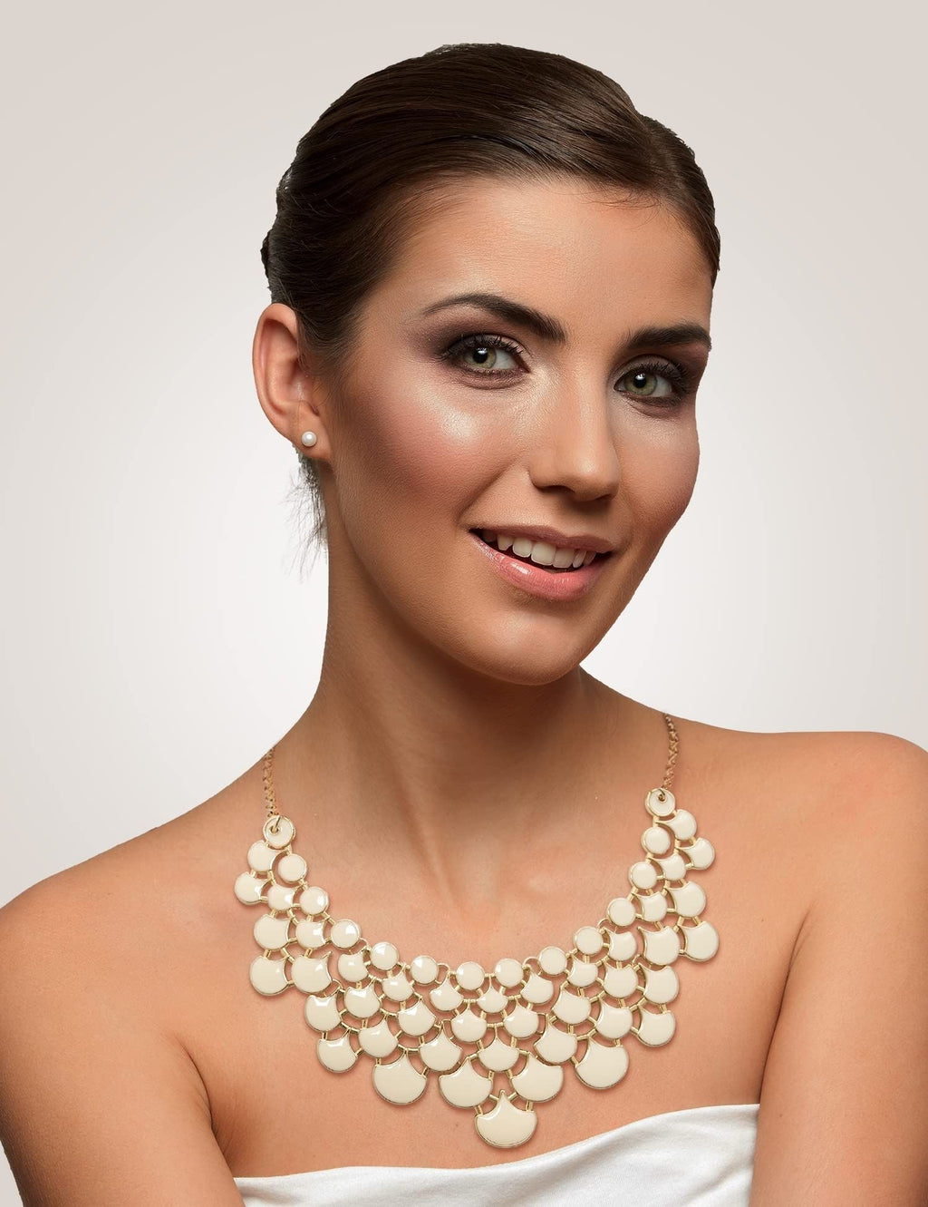 Jane Stone Modeaussage Collier Halskette Vintage Durchbrochenes Lätzchen Kostüm Schmuck