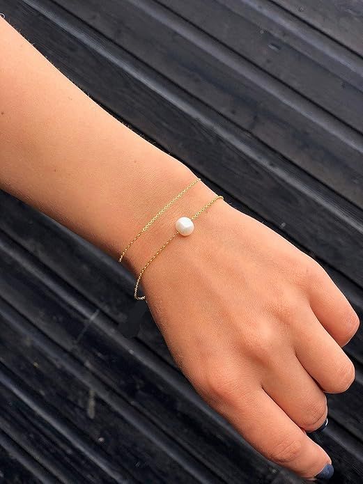 Lxalry Collier Bohème Minimaliste avec Pendentif Perle d'Eau Douce, Chaîne Délicate Plaqué Or 18 carats, Parfait pour les Accessoires de Mode Féminins, Cadeau Idéal pour les Anniversaires et les Occasions Spéciales