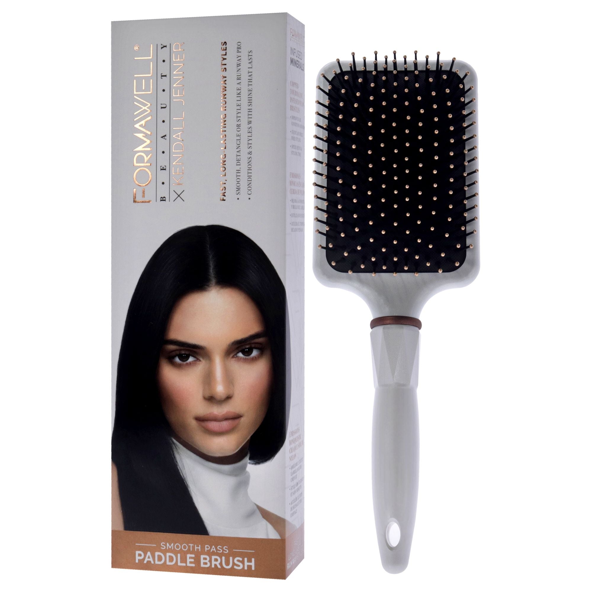 Beauty X Kendall Jenner Smooth Pass Paddle Brush von Kendall Jenner für Unisex - 1 Stk Haarbürste