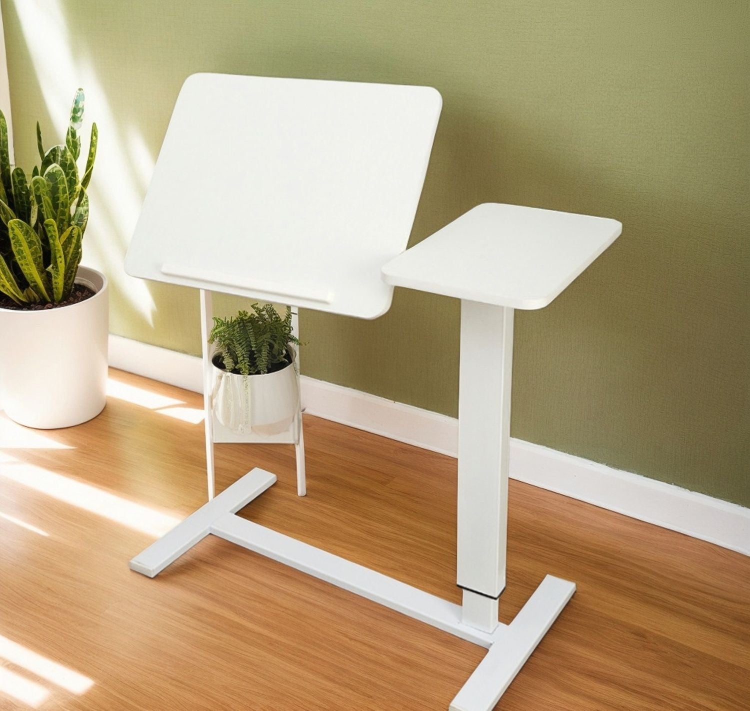 Beistelltisch für Laptops am Bett, mobiler, rollbarer Laptopständer, neigbarer Betttisch mit Rollen, höhenverstellbarer Laptoptisch für Bett, Sofa, Beistelltisch (WEISS)
