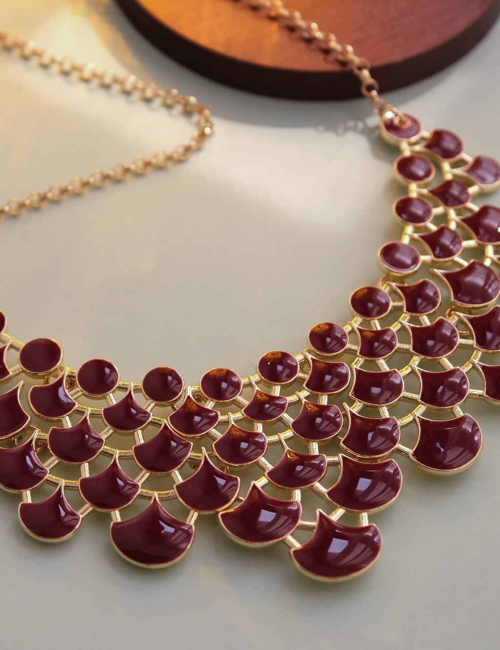 Jane Stone Modeaussage Collier Halskette Vintage Durchbrochenes Lätzchen Kostüm Schmuck
