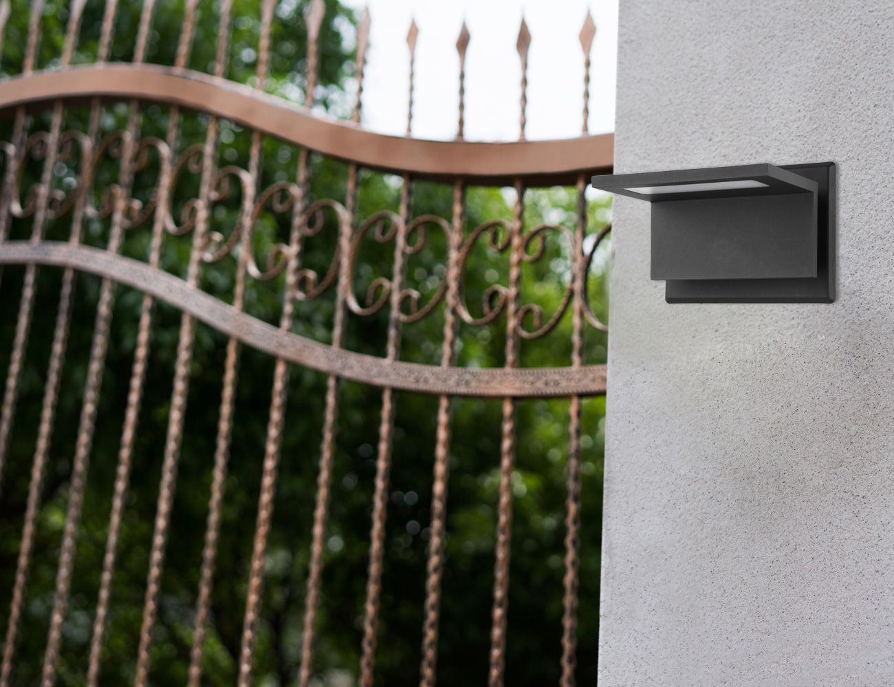 Inowel Wandleuchte Außenbereich LED Wandlampe Modern Wandmontierte Laternenleuchte für Veranda Haustür 17309