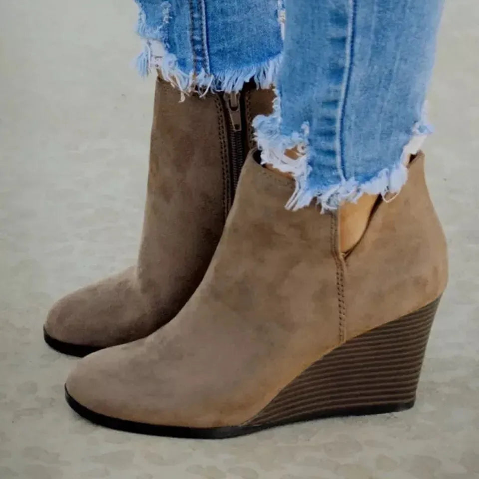 High-Heel-Stiefeletten mit seitlichem Reißverschluss