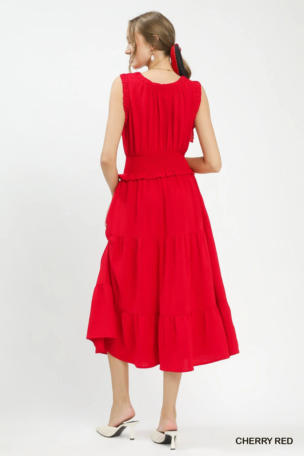 Umgee gesmoktes Stufen-Midi-Kleid