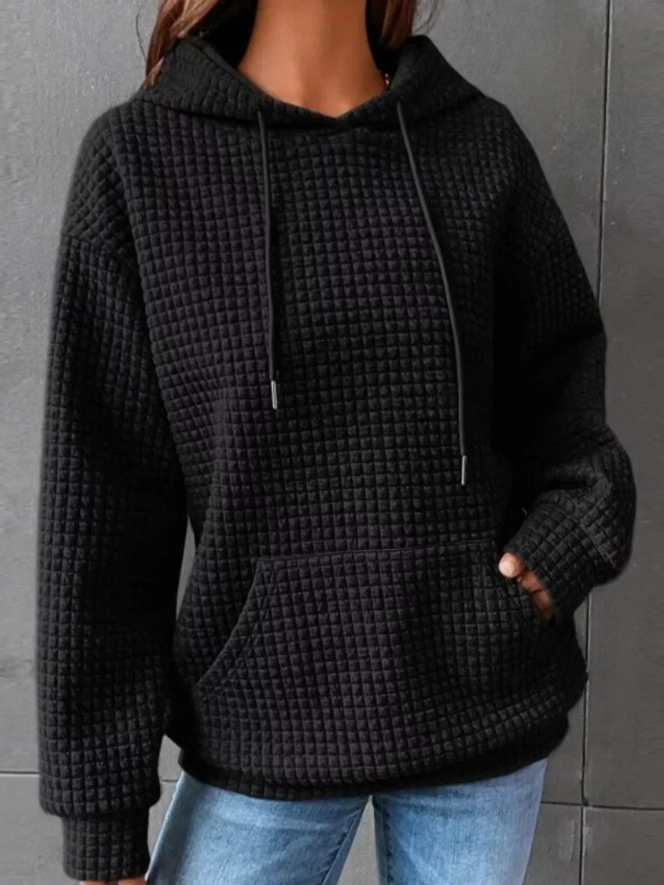 Texturierter Kangaroo-Taschen-Kapuzenpullover in großen Größen