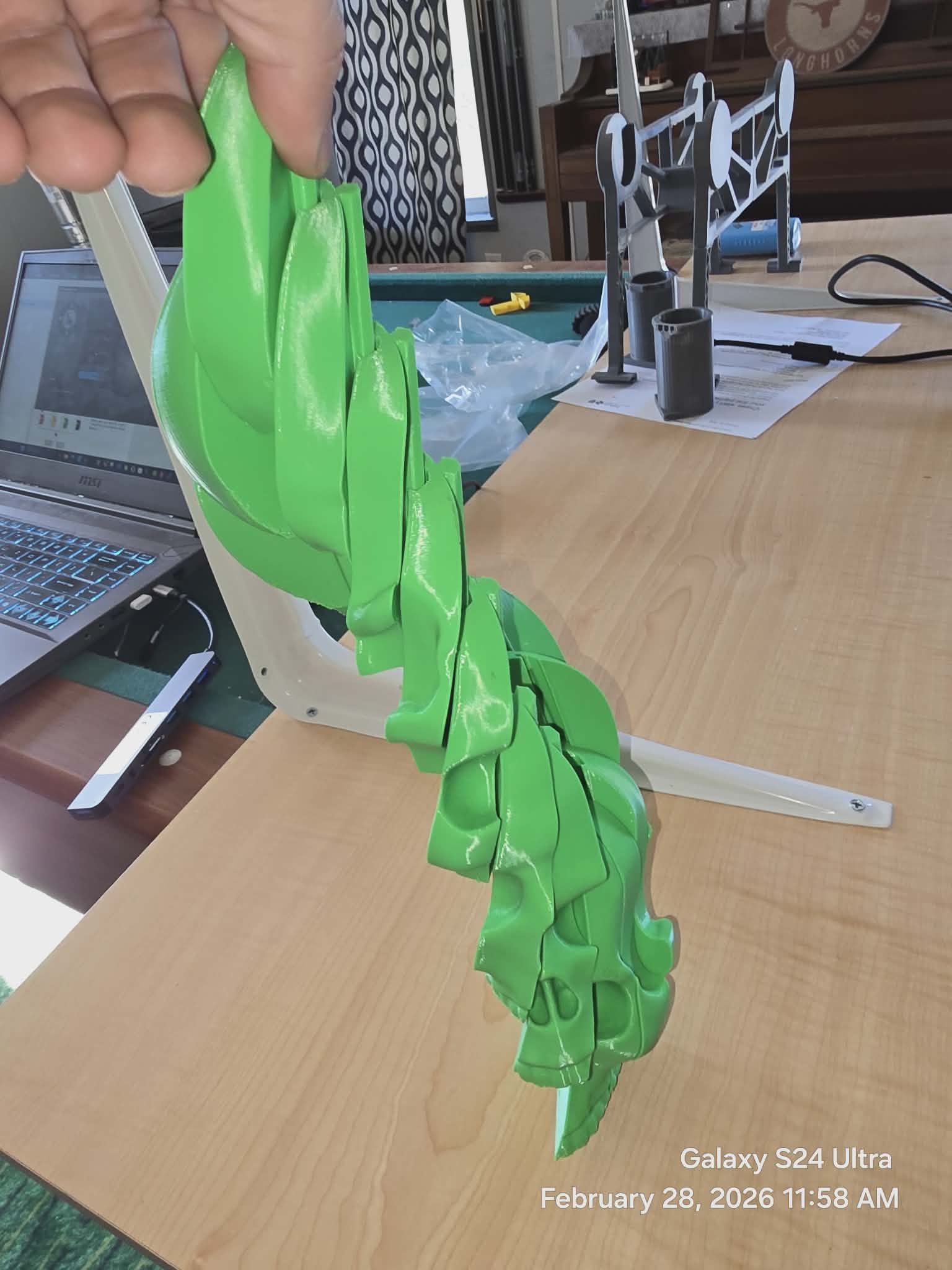 Large Skeleton Twist toy